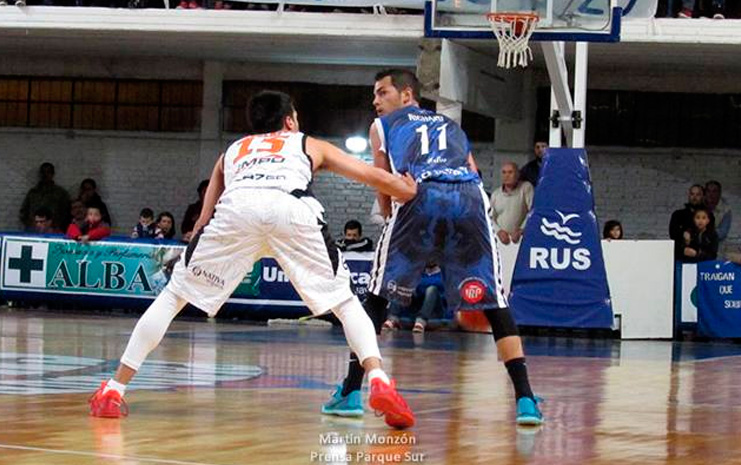 Agustin Richard conduciendo al equipo Sureño